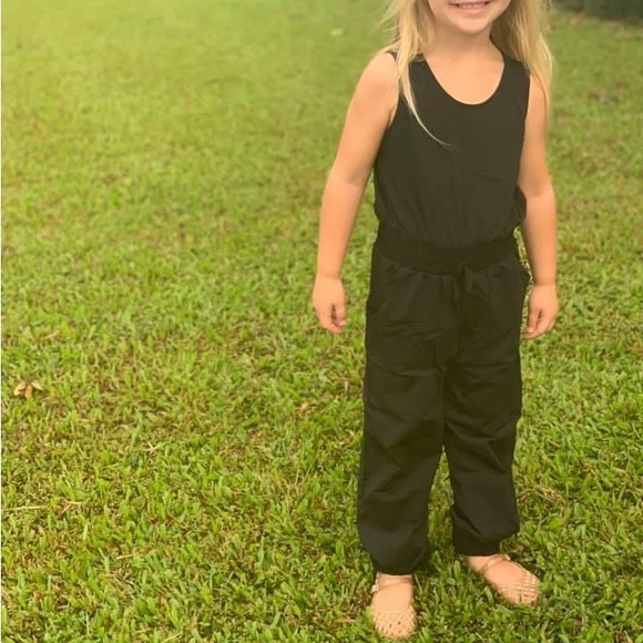 ZYIA girls romper - Picture 2 of 6